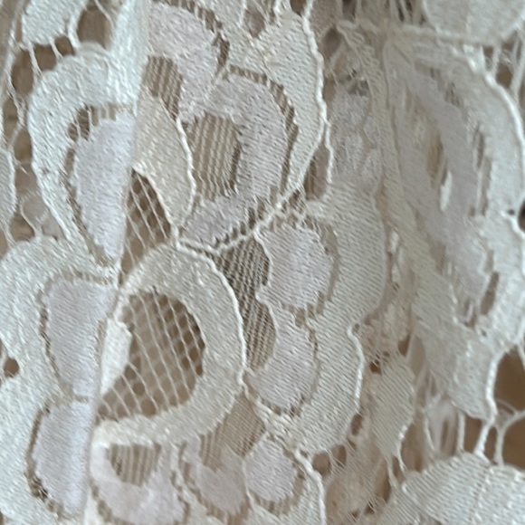 ORIGAMI BY VIVIAN VELVET WITH LACE CARDIGAN/DUSTER SIZE M/L - Picture 6 of 8